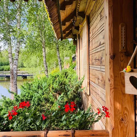 بيت للعطل Koronkowa Michalin